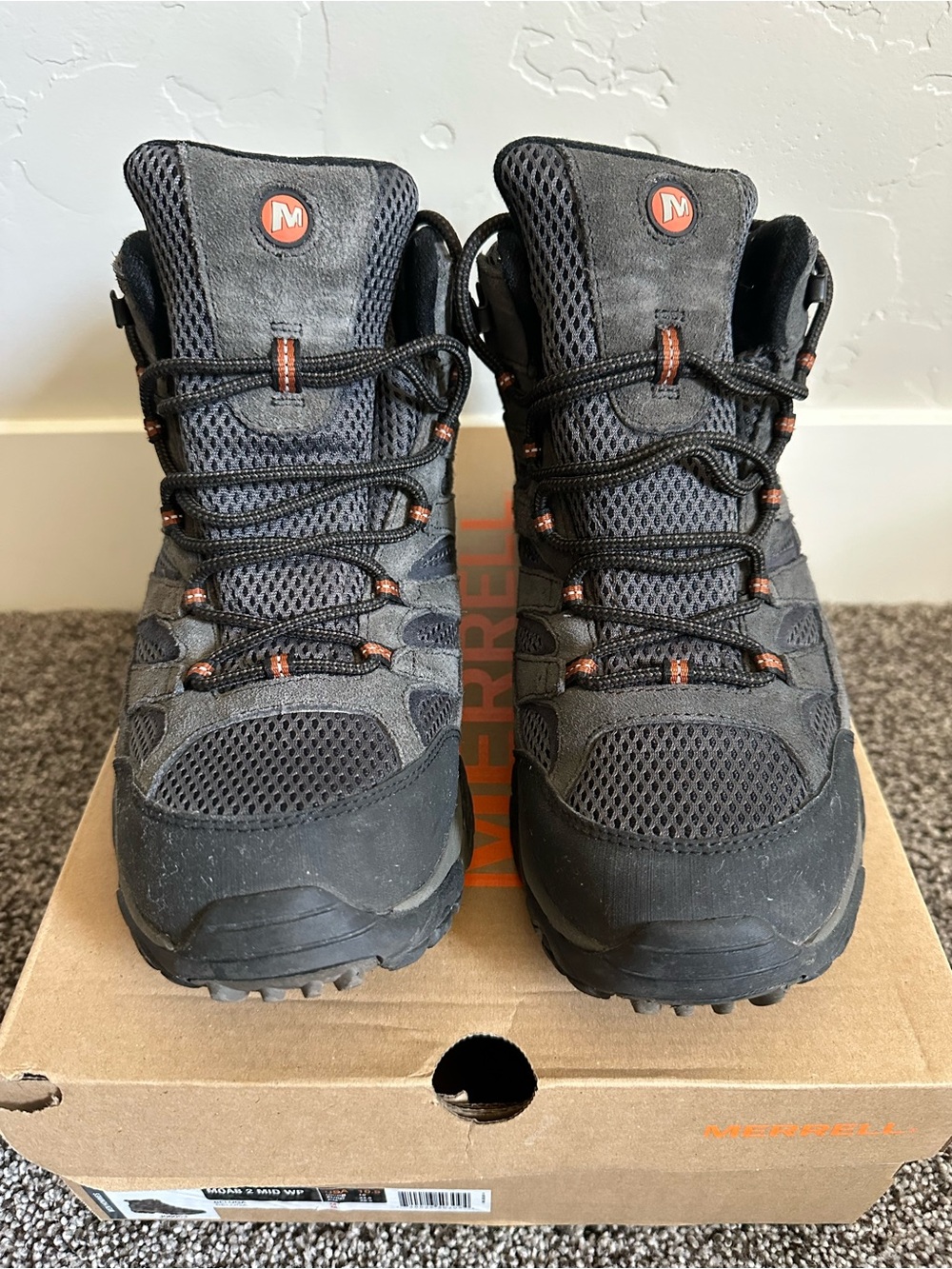 Merrell Men's Moab 2 MID Beluga Waterproof Hiking Boots Size 10.5 - Picture 2 of 13
